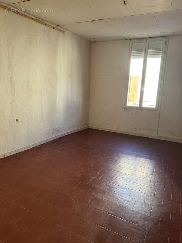 Maison à SAINT-LAURENT-D&#039;AIGOUZE