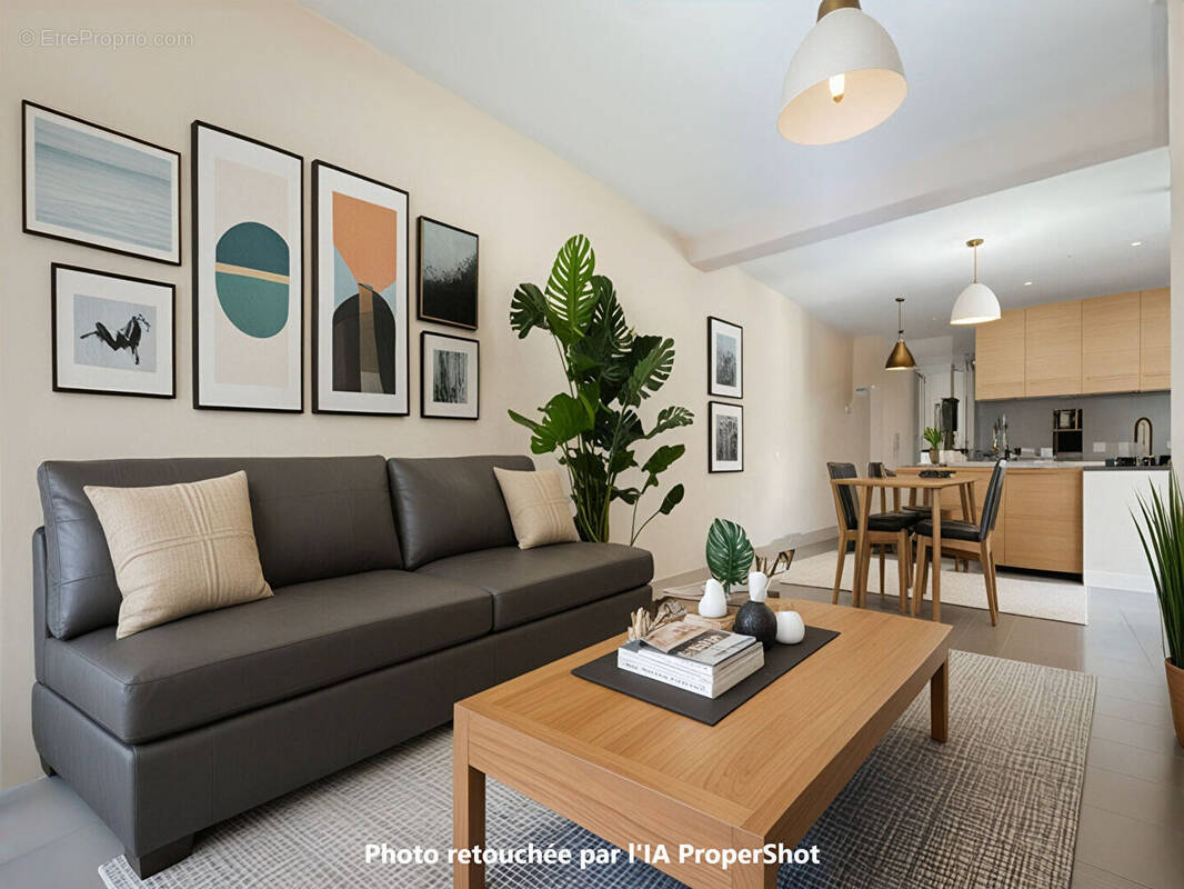 Appartement à PARIS-18E