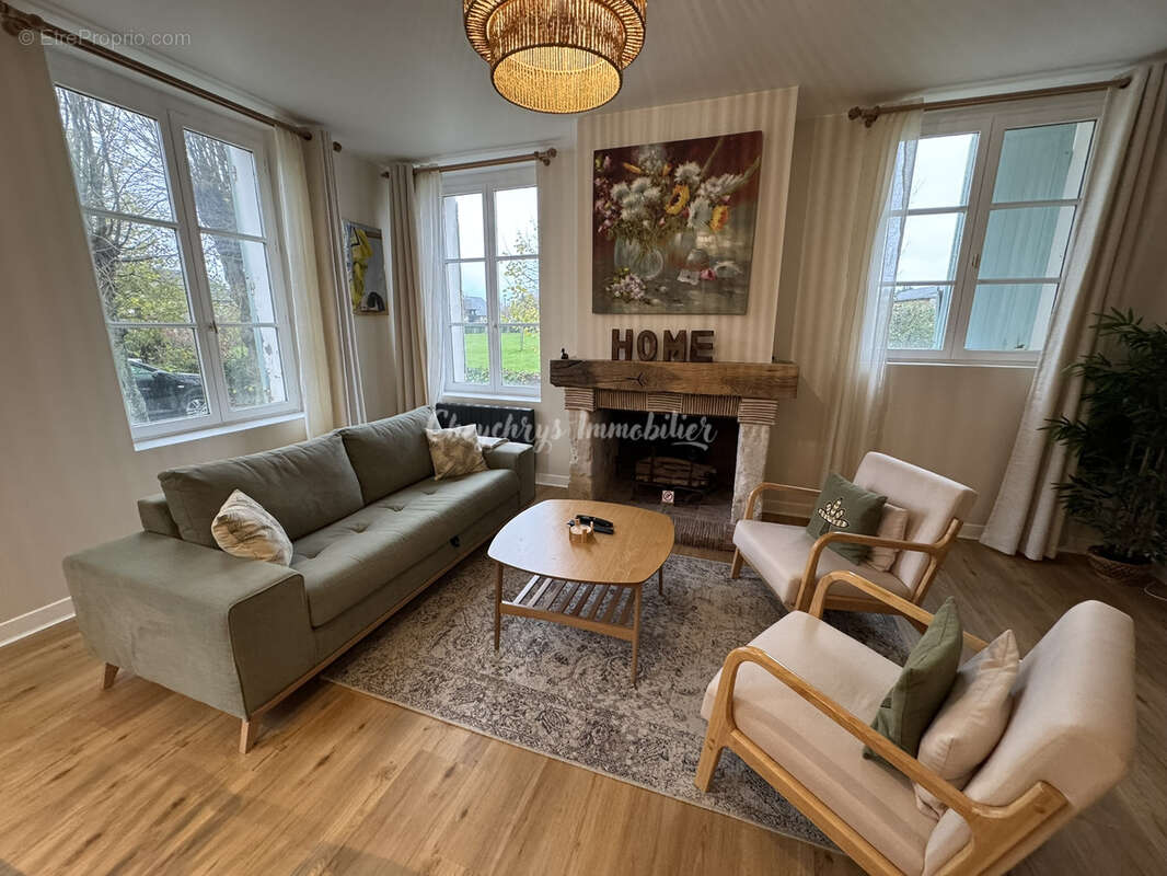 Appartement à EQUEMAUVILLE