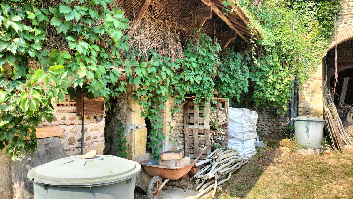 Maison 314 m² à Maubourguet  - photo 2