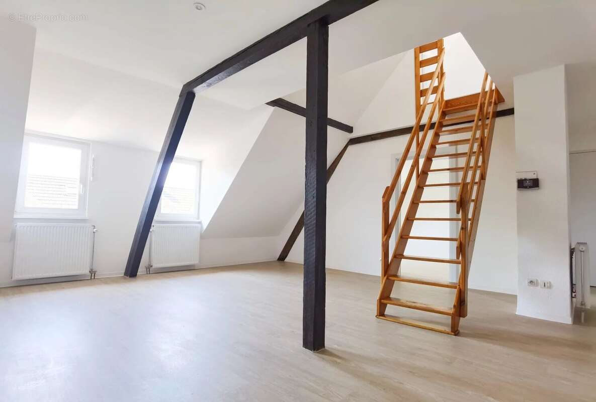 Appartement DUPLEX 82m² - Vue dégagée - photo 3