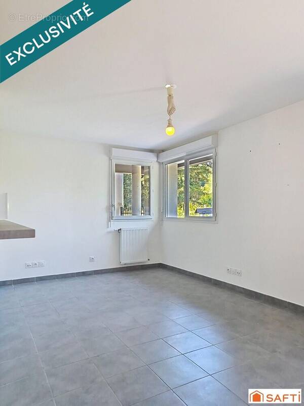 Photo 1 - Appartement à NEUVILLE-SUR-SAONE