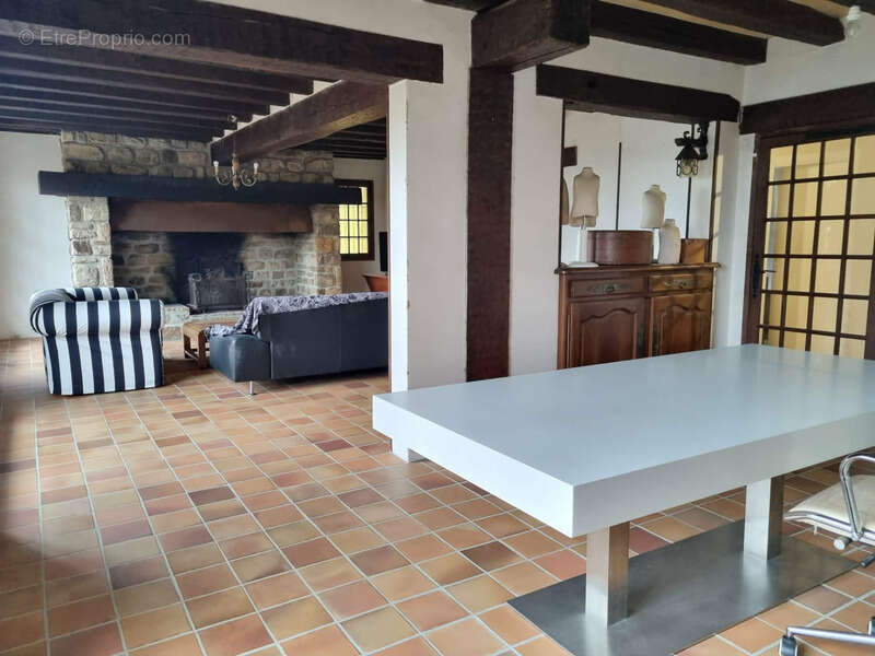 Maison à BEYNAT