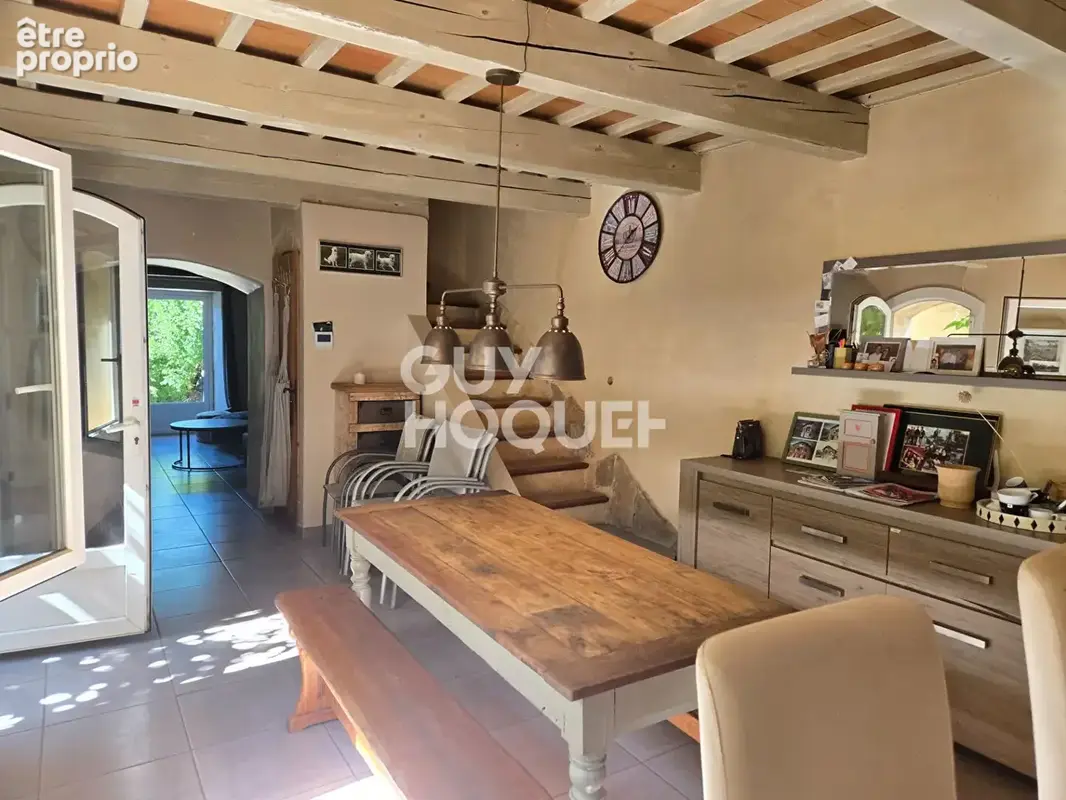 Mas de charme à vendre à Tresques - 3 chambres, piscine et terrasse - photo 4