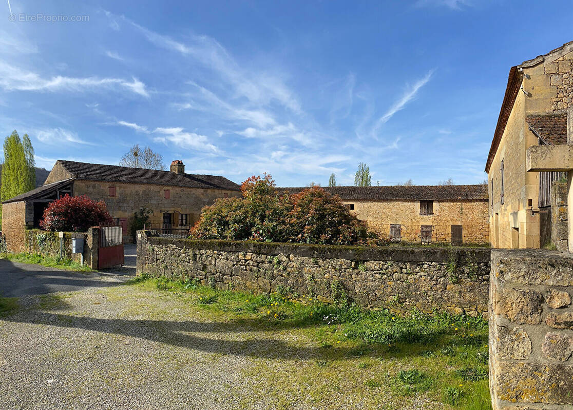 Maison à LES EYZIES-DE-TAYAC-SIREUIL