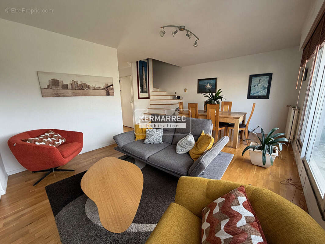 Appartement à LE RHEU