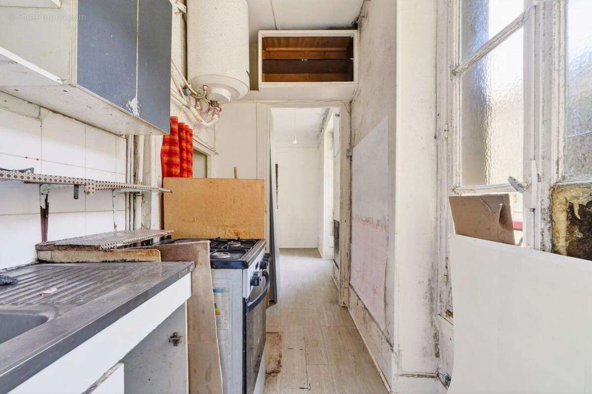 Appartement à PARIS-17E