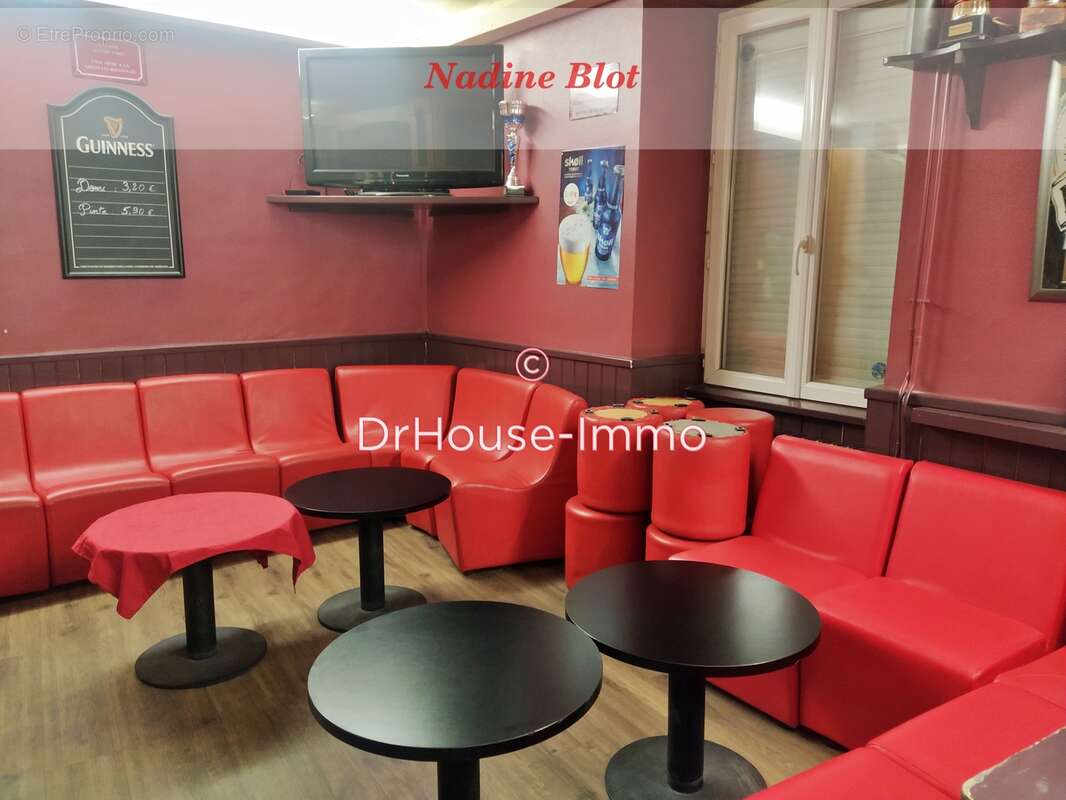 Commerce à SAINT-MARTIN-DES-TILLEULS