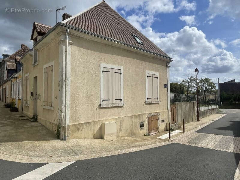 Maison à AUTHON-DU-PERCHE