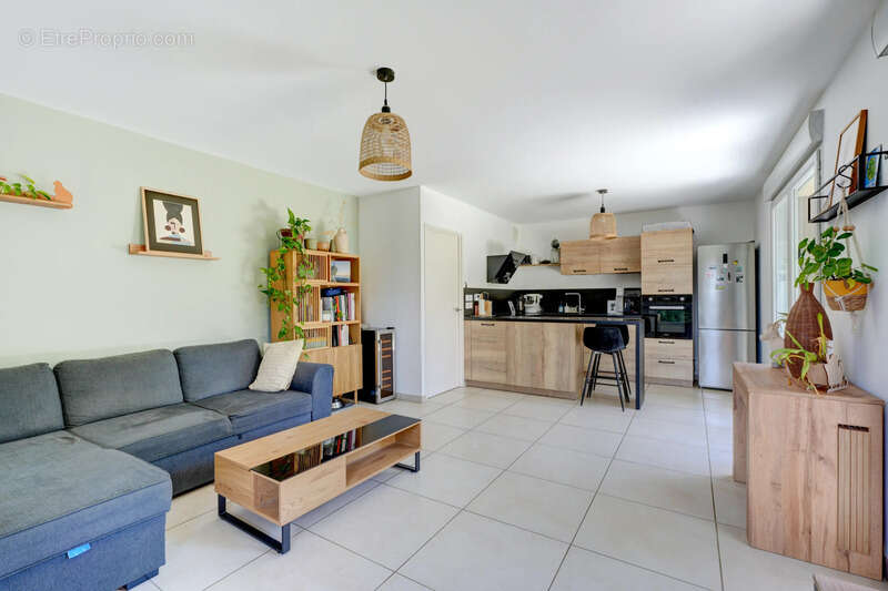 Appartement à SAINTE-FOY-LES-LYON