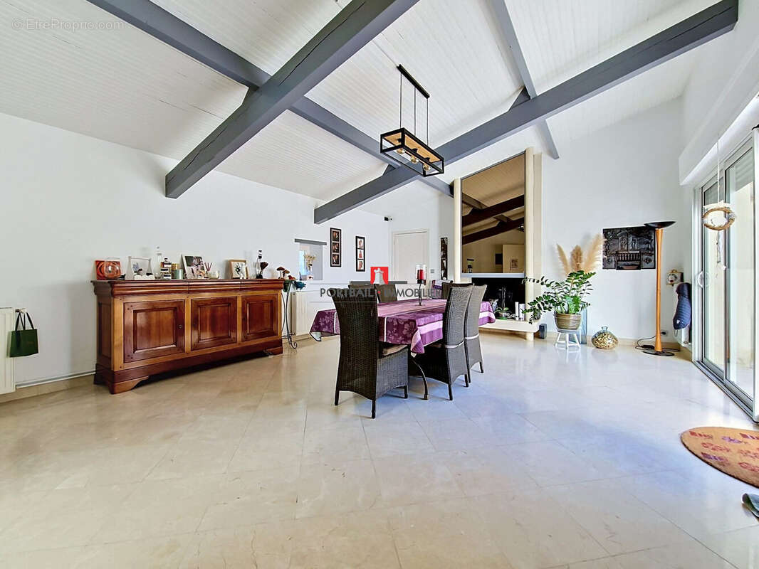 Maison à SAINT-ANDRE-DE-CUBZAC