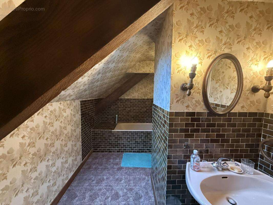 Maison 135 m² à Saint-Jean-Le-Blanc  - photo 9