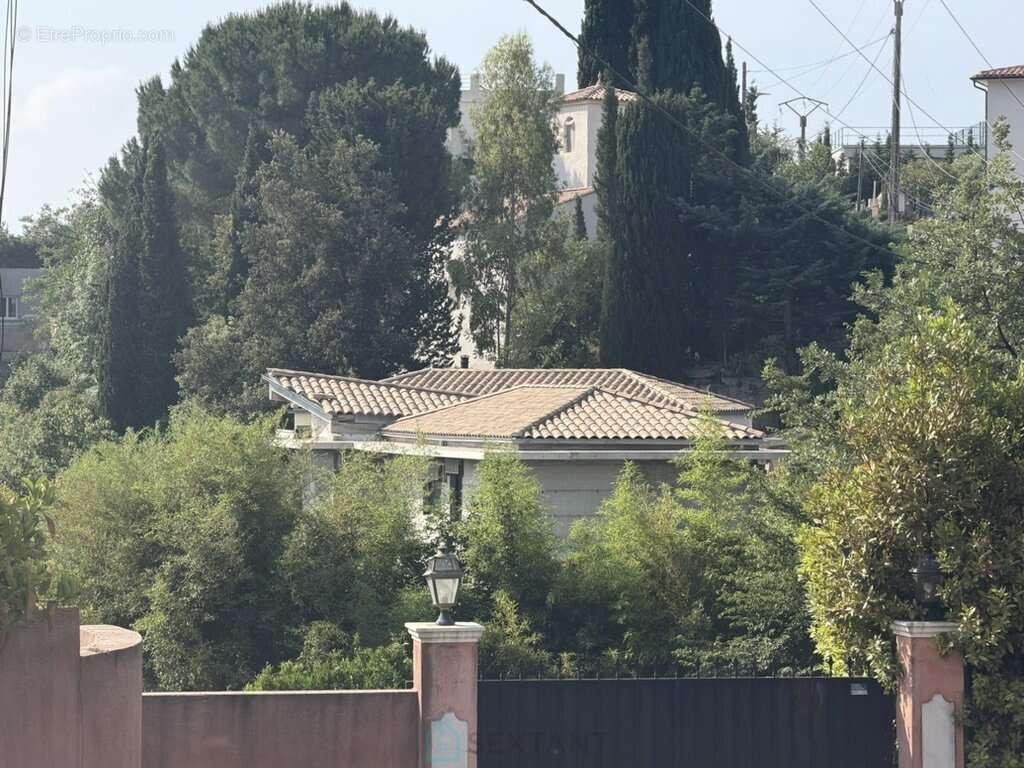 Maison à CAGNES-SUR-MER