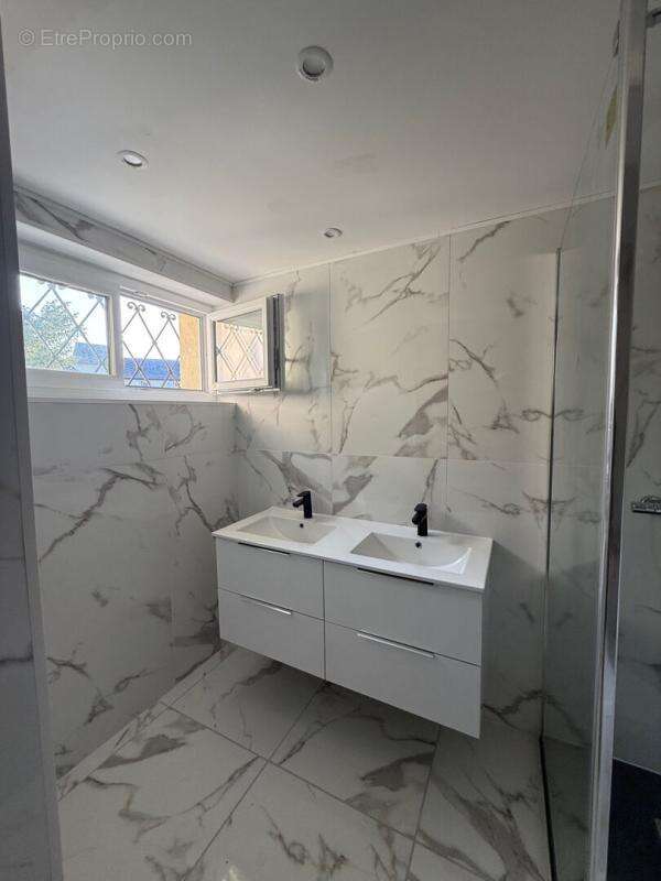 Maison à BOIS-GUILLAUME