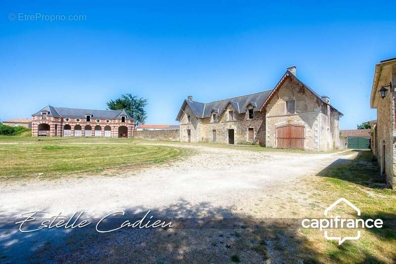 Maison à CHANTONNAY