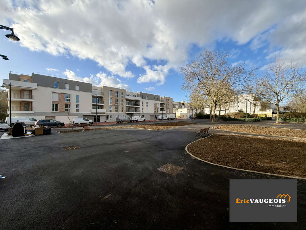 Appartement à COULOMMIERS