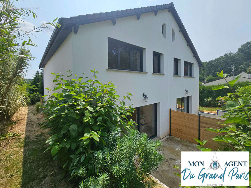 Maison à MARCOUSSIS