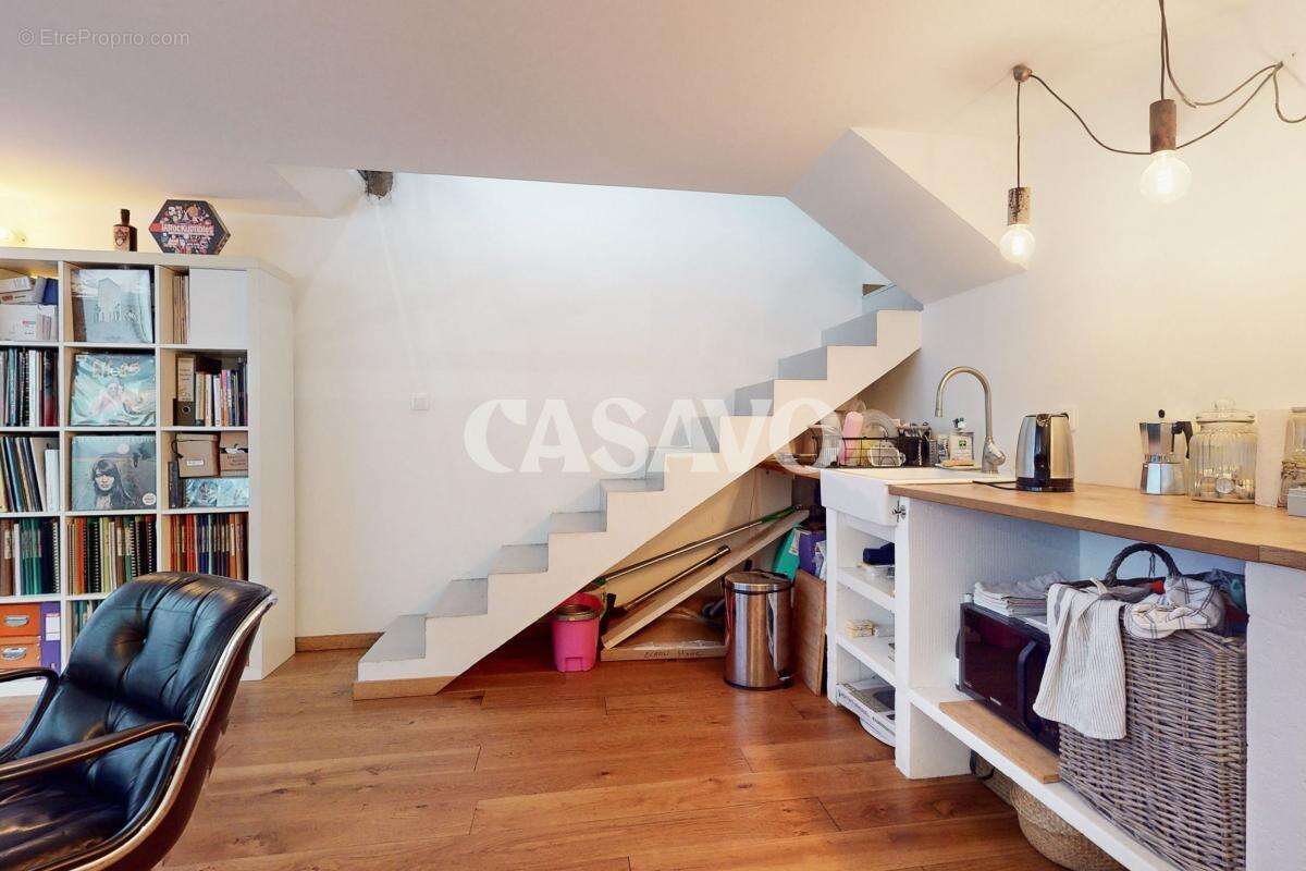 Appartement à PARIS-11E
