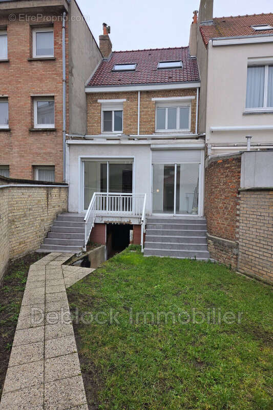 Maison à COUDEKERQUE-BRANCHE
