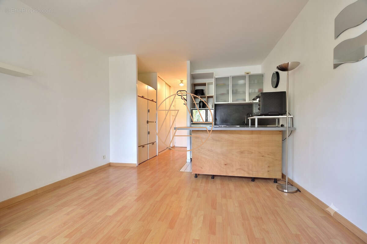 Appartement 24 m² à Saint-Maur-Des-Fosses  - photo 2