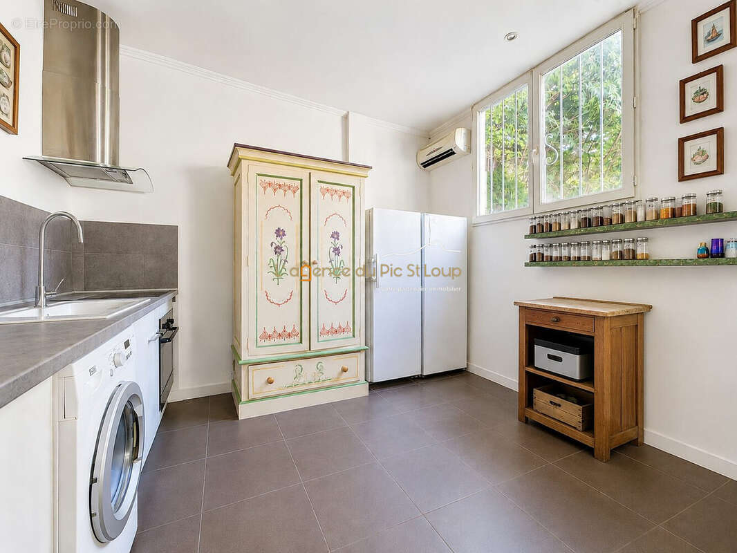 Maison 65 m² à Corconne  - photo 3