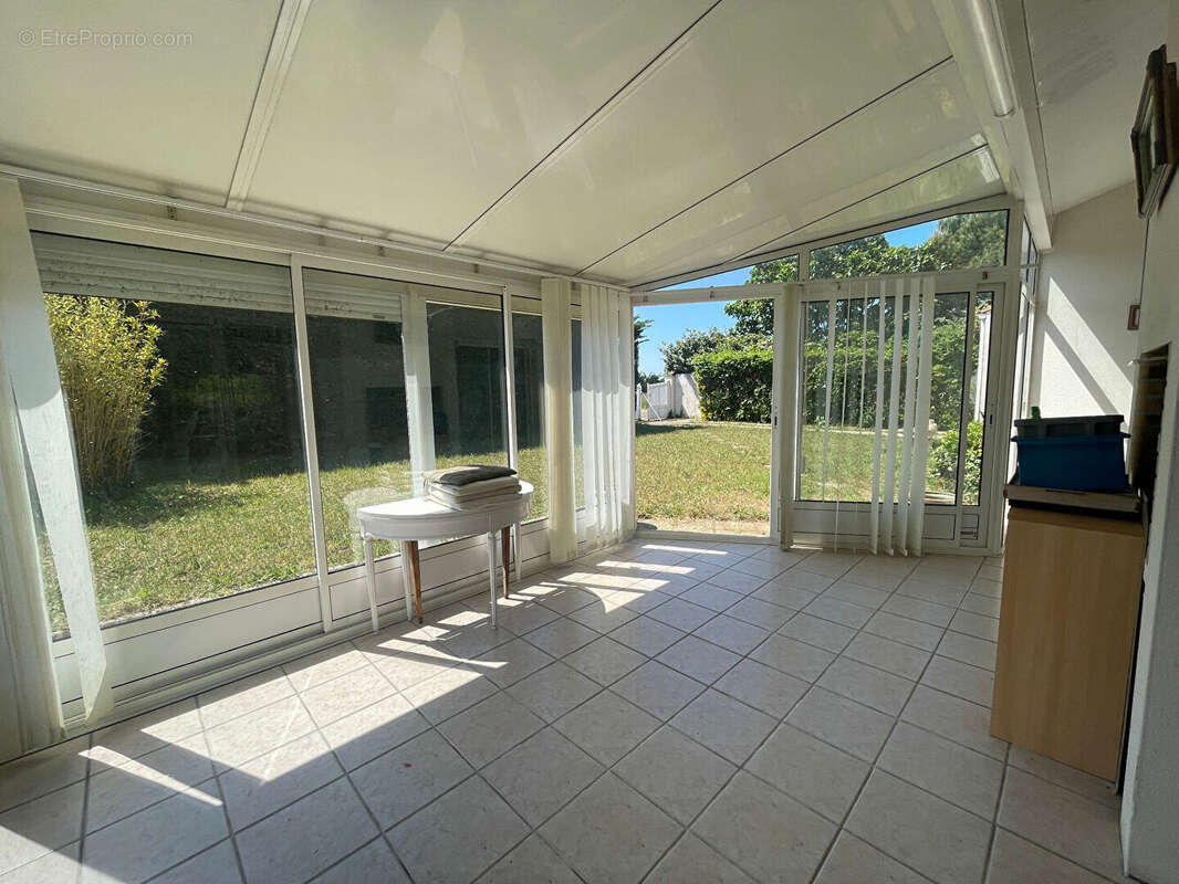 Maison à LA BREE-LES-BAINS