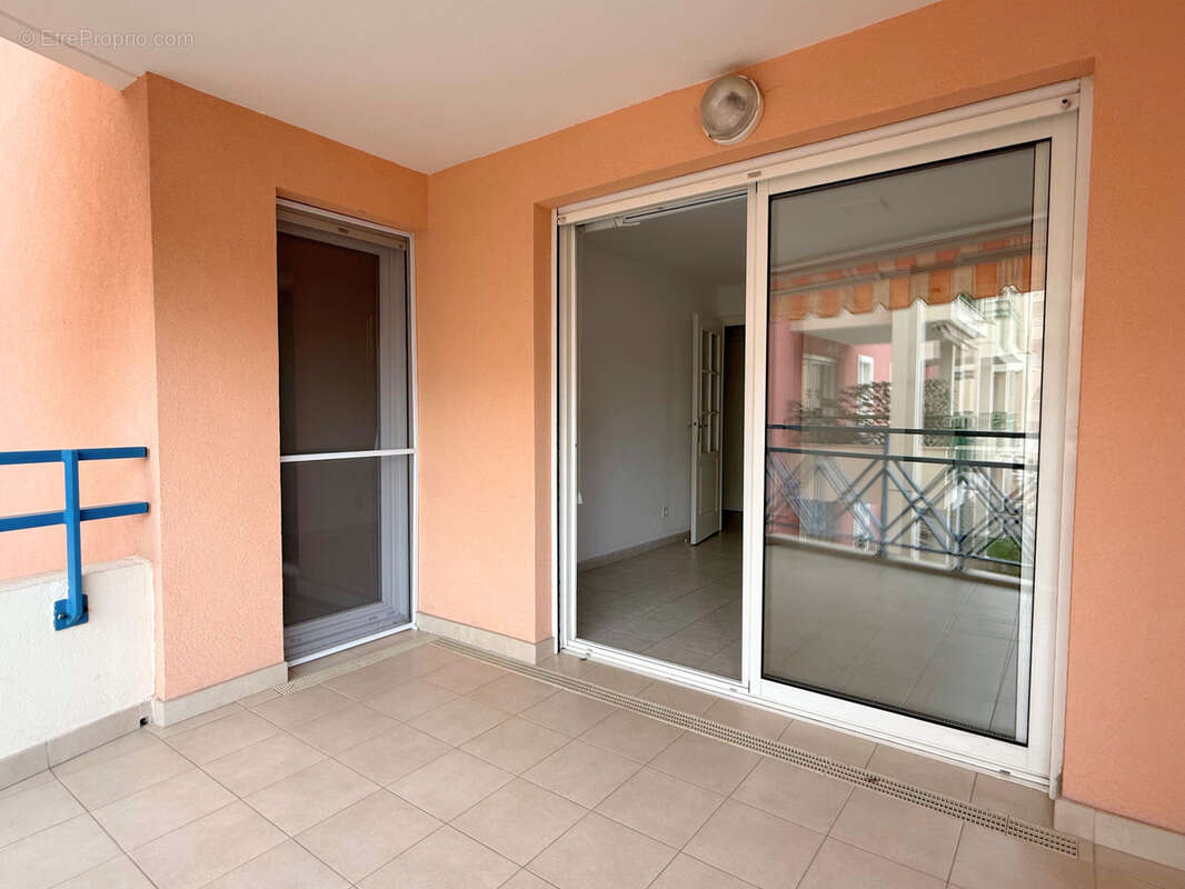 Appartement à FREJUS