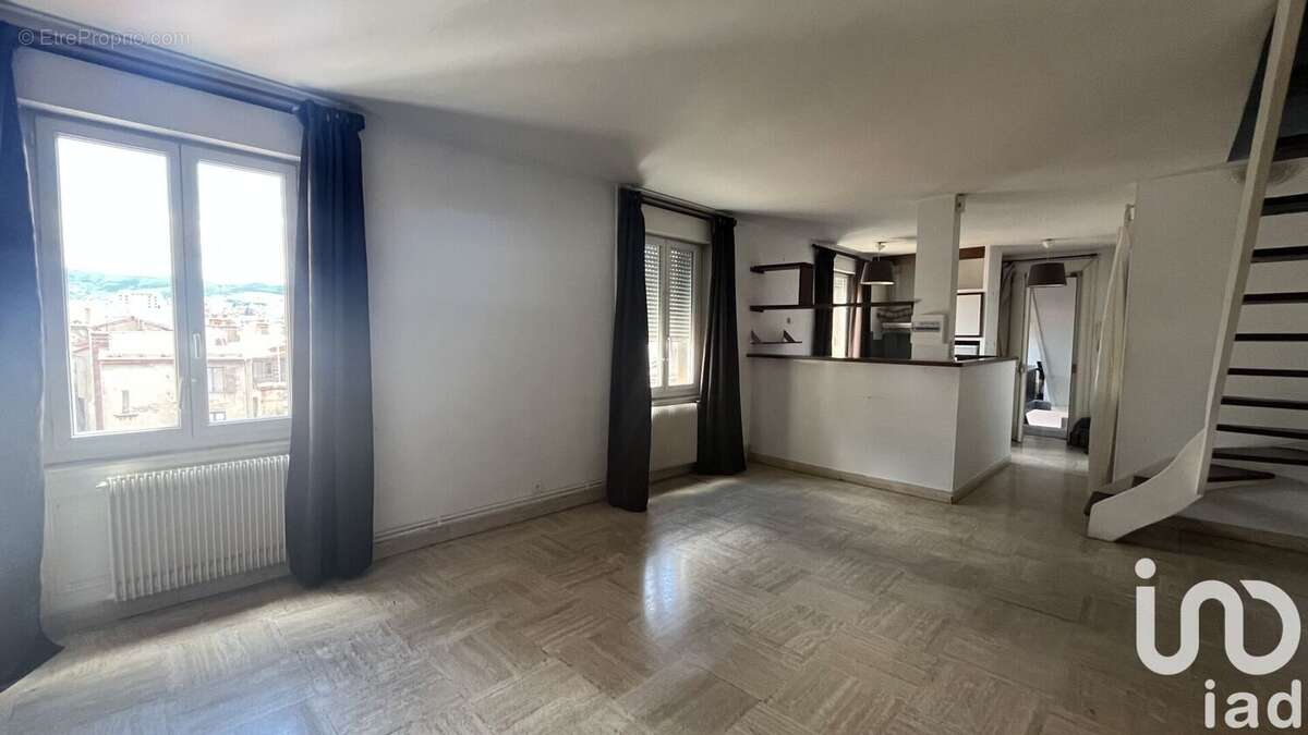 Photo 4 - Appartement à SAINT-ETIENNE