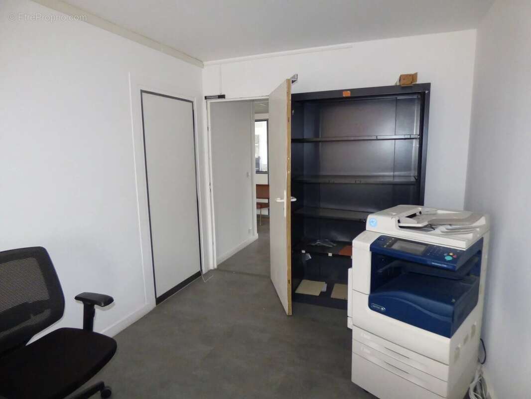 Commerce à COURCOURONNES