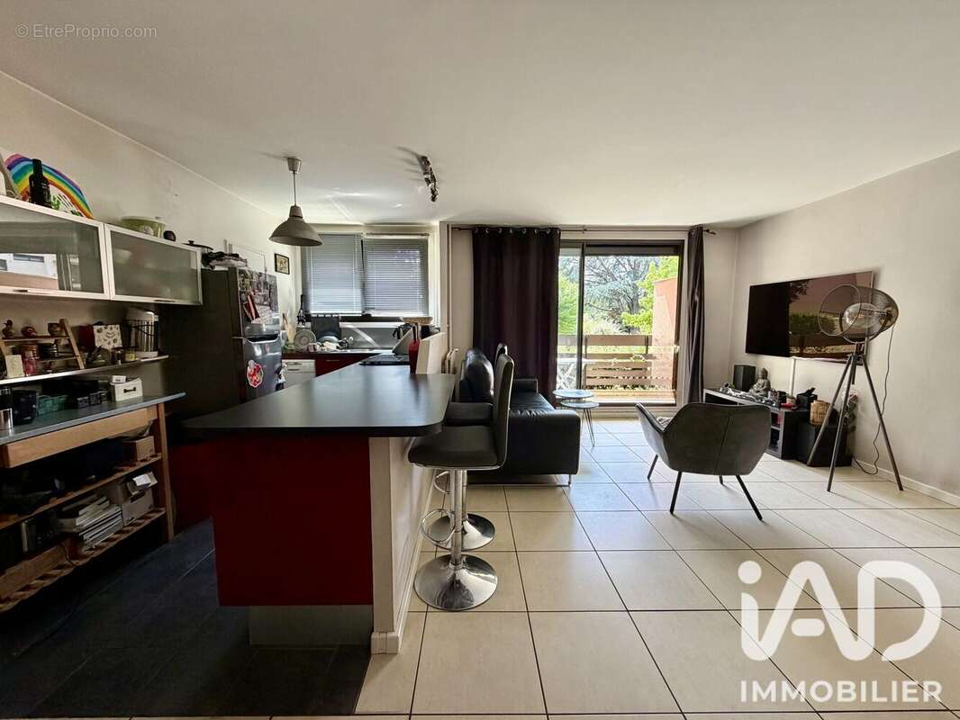 Photo 2 - Appartement à SAINT-MICHEL-SUR-ORGE