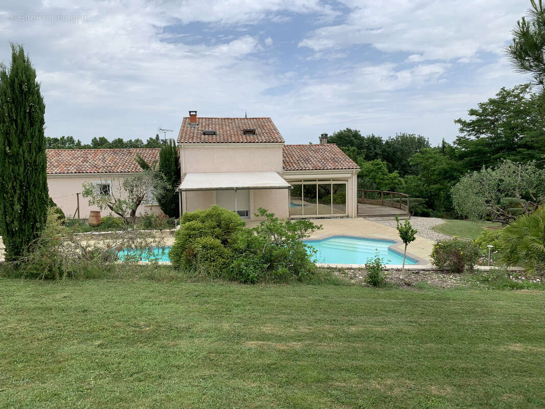 Maison à SAINT-BARTHELEMY-D'AGENAIS