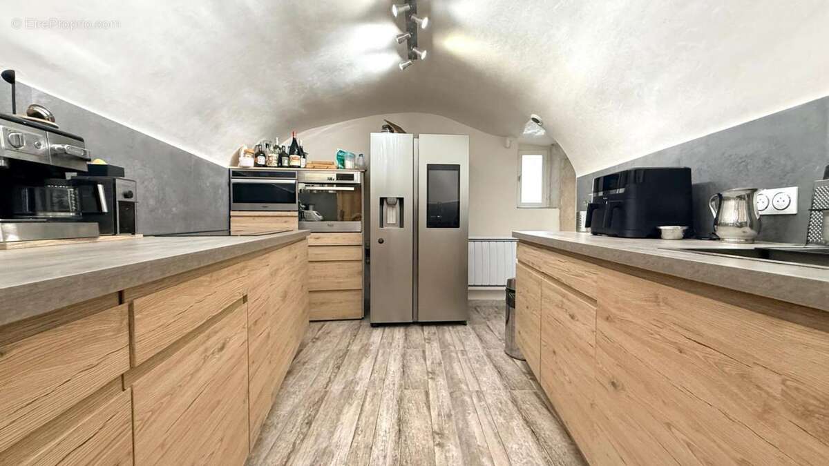 Appartement à POUSSAN