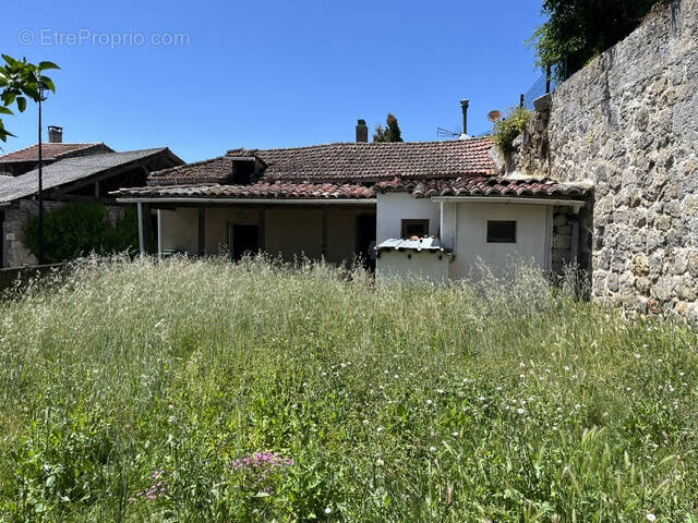 Maison à LAVARDAC
