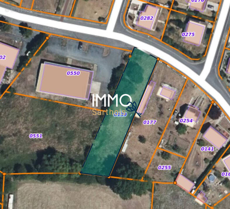 Terrain à AUBIGNE-RACAN