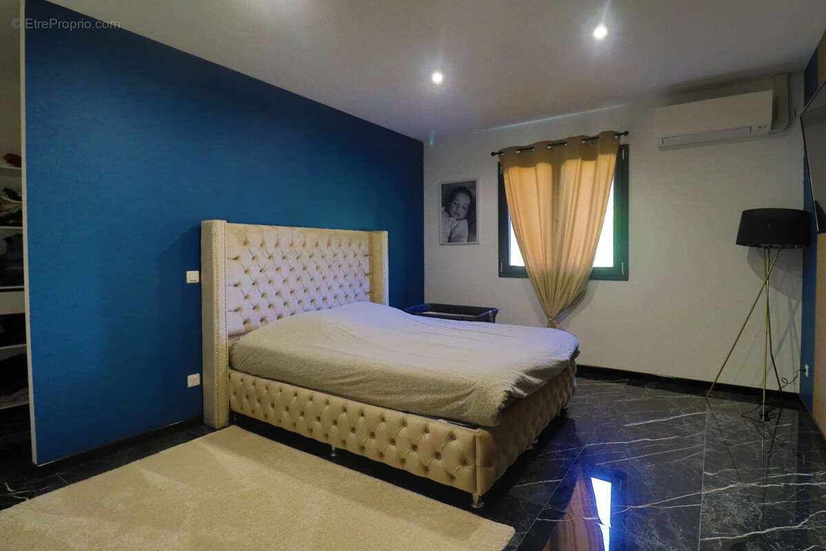 Maison à SAINT-AMAND-SUR-FION