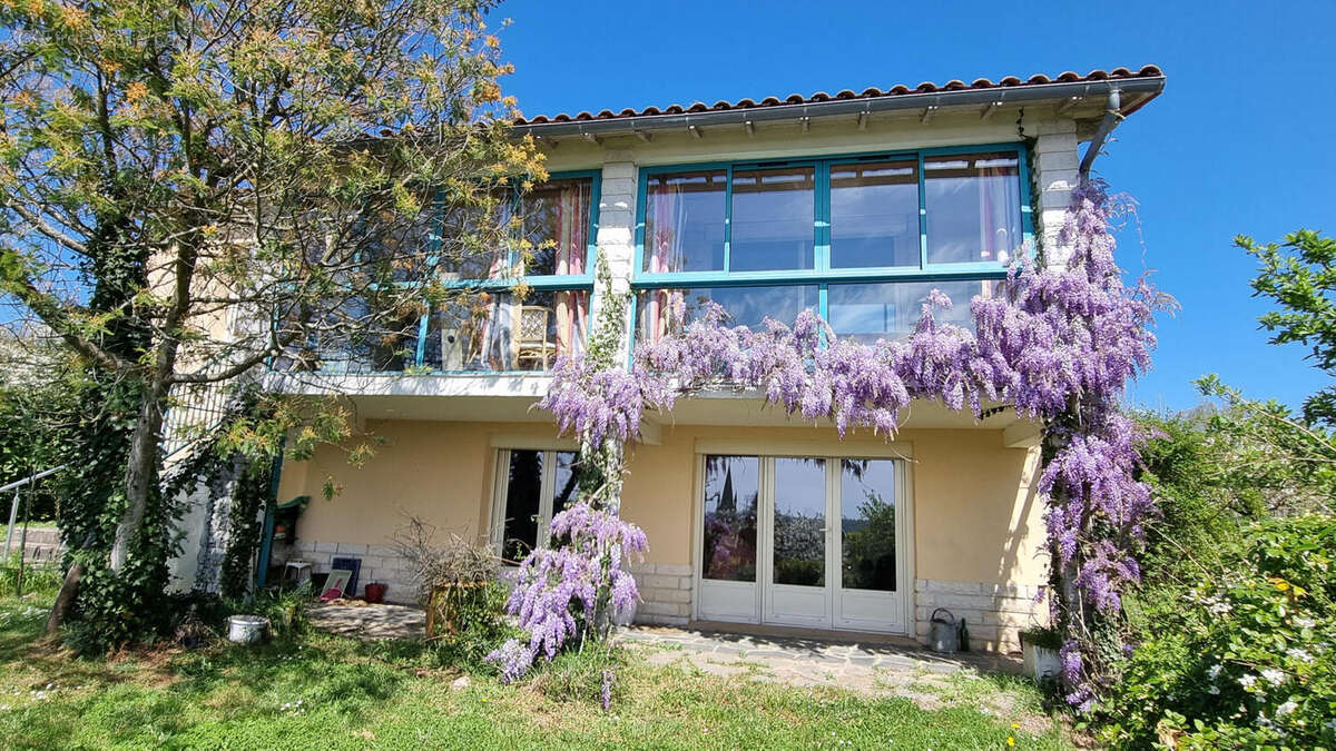 20250409_145600 - Maison à NONTRON