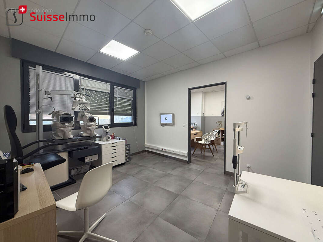 Rentabilité 12,6 % - Locaux d'activité à Montbeliard 220 m2 - photo 6