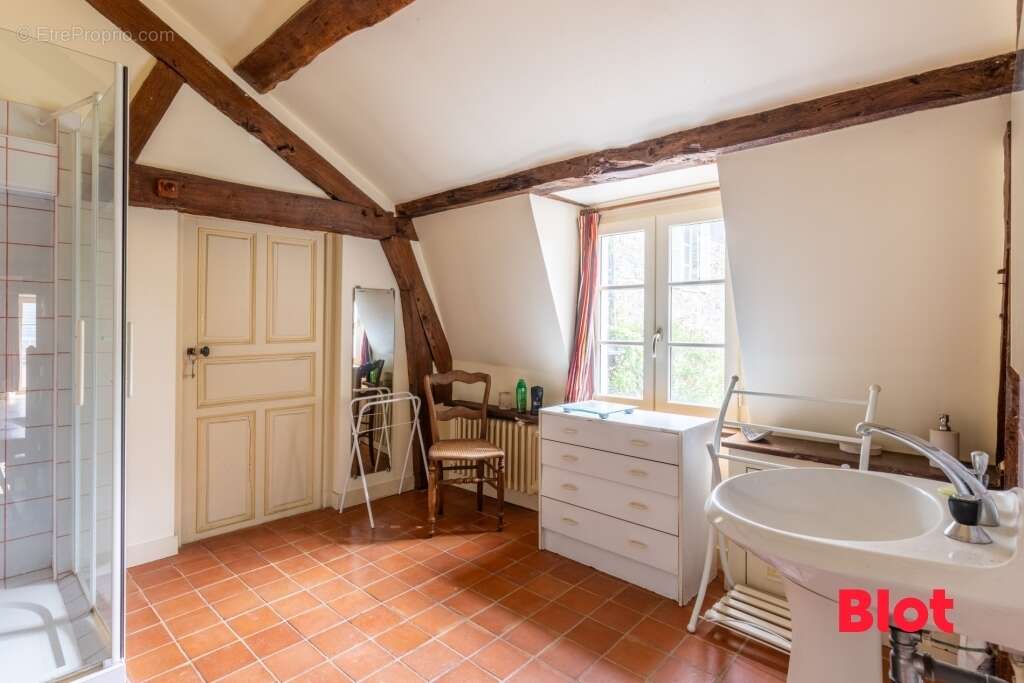 Maison à PIRE-SUR-SEICHE