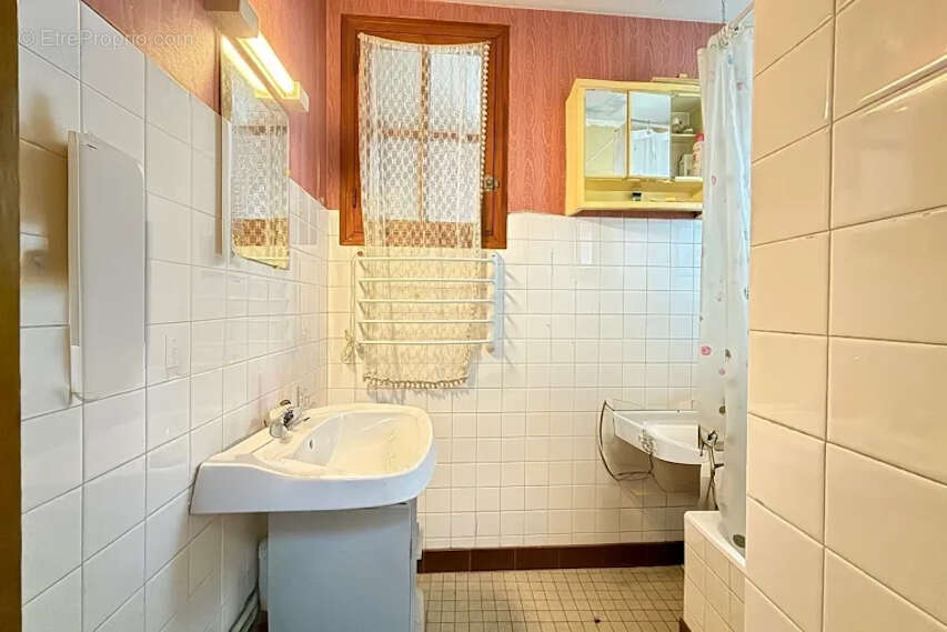 Appartement à MAURS