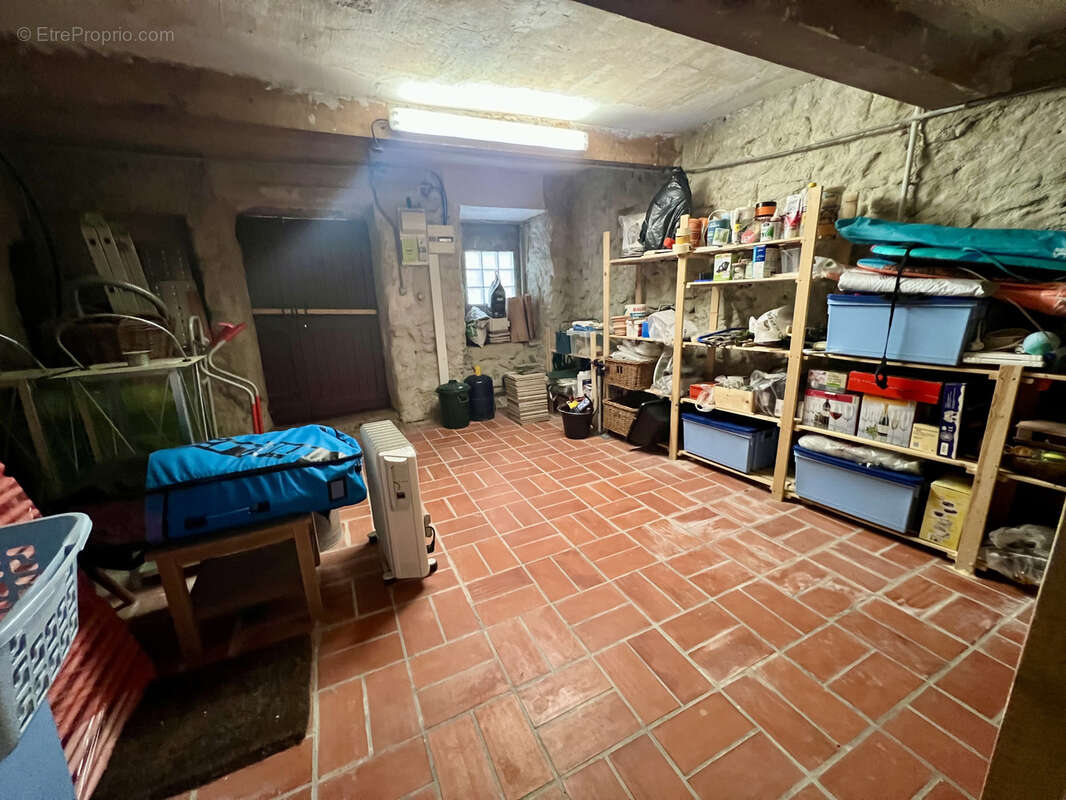 Maison à MONTBRUN-DES-CORBIERES