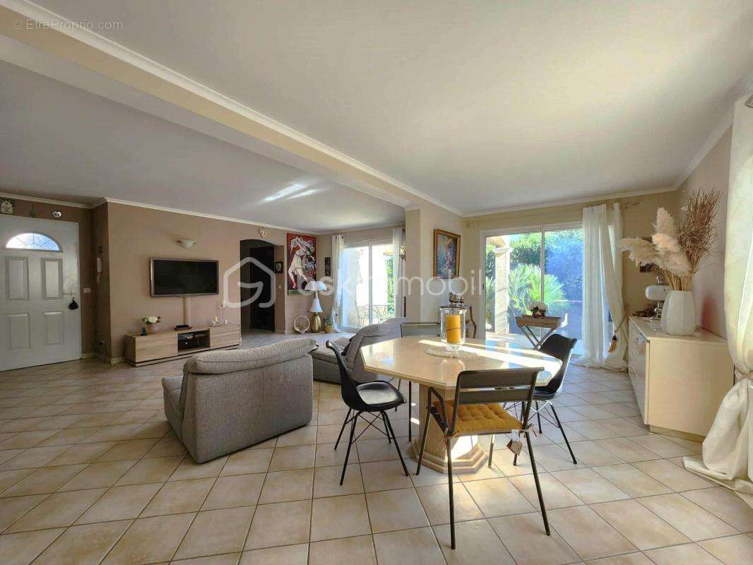 Maison à PEZENAS