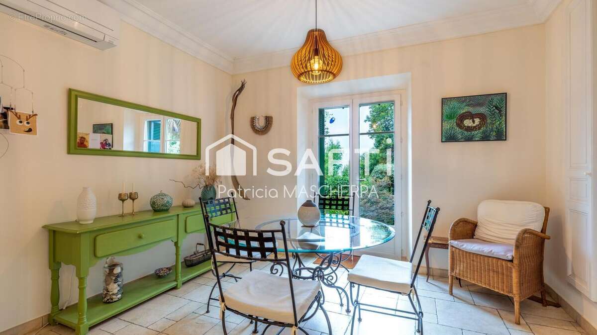 Photo 6 - Maison à SAINT-RAPHAEL