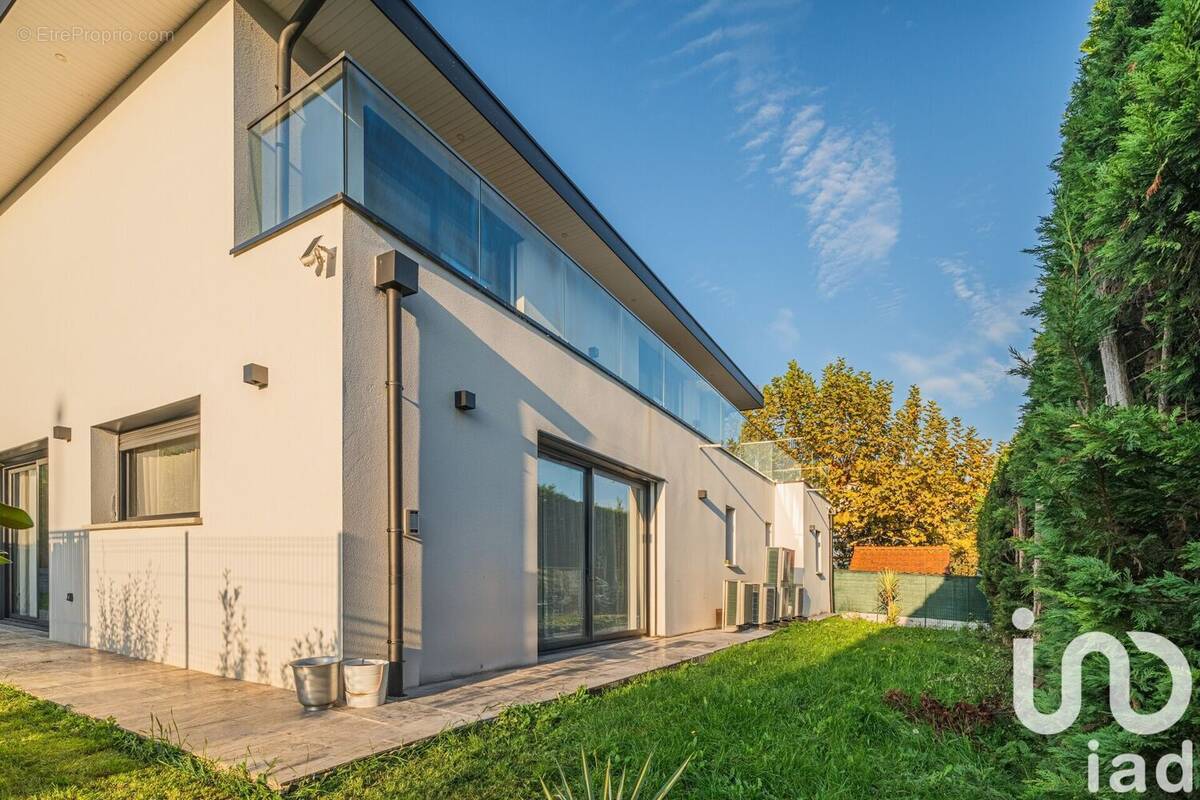 Photo 1 - Maison à MEYLAN