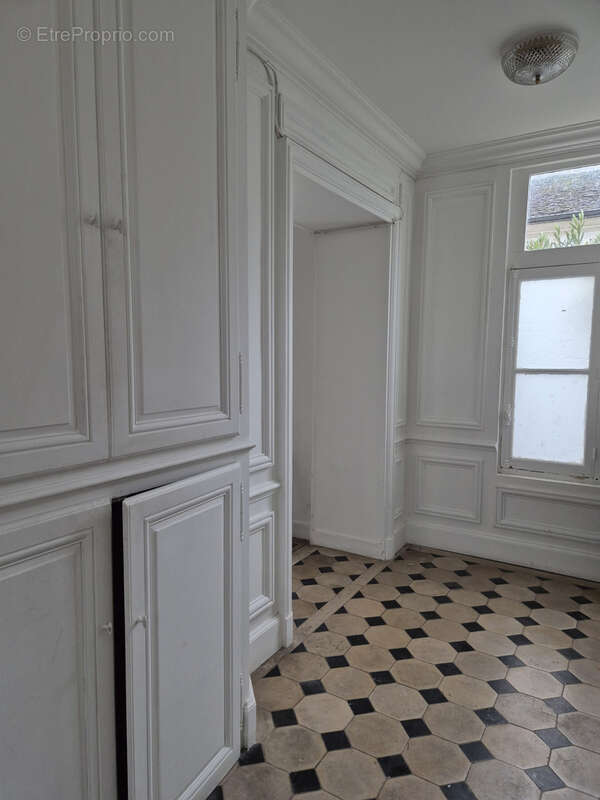 Appartement à FONTAINEBLEAU