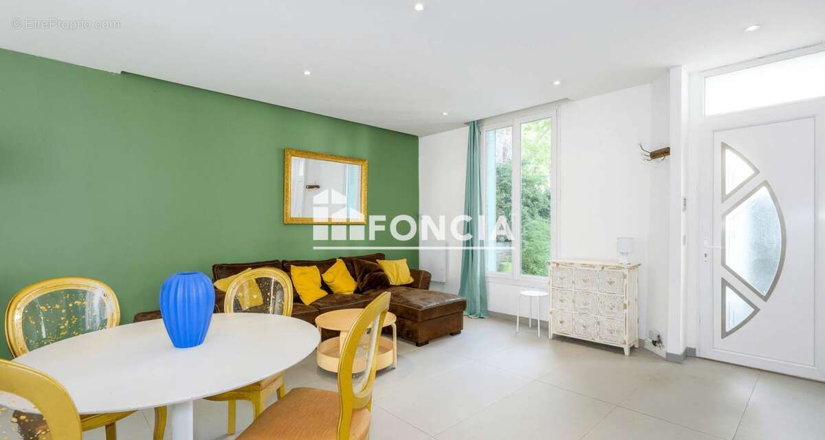 Appartement à BAGNEUX