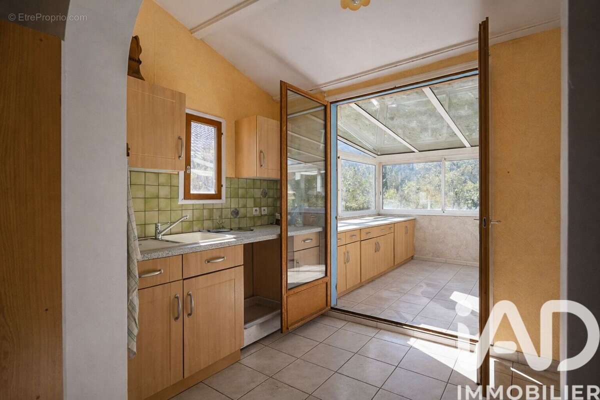 Photo 4 - Maison à PLAN-D'AUPS-SAINTE-BAUME