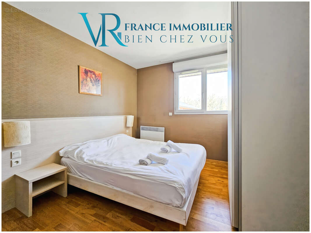 Duplex t5 meublé 108m2 avec terrasse & parking - photo 11