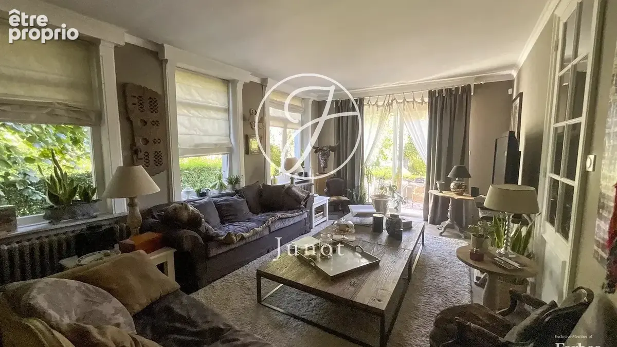 Wervicq-Sud - MONTAGNE - Maison - 6 pièces - 230 m² - 4 /5 chambres - Jardin - Garage - photo 2