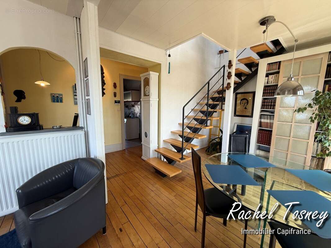 Duplex à vendre 4 pièces belfort (90) balcon, et place de parking dans cour privée ! - photo 3