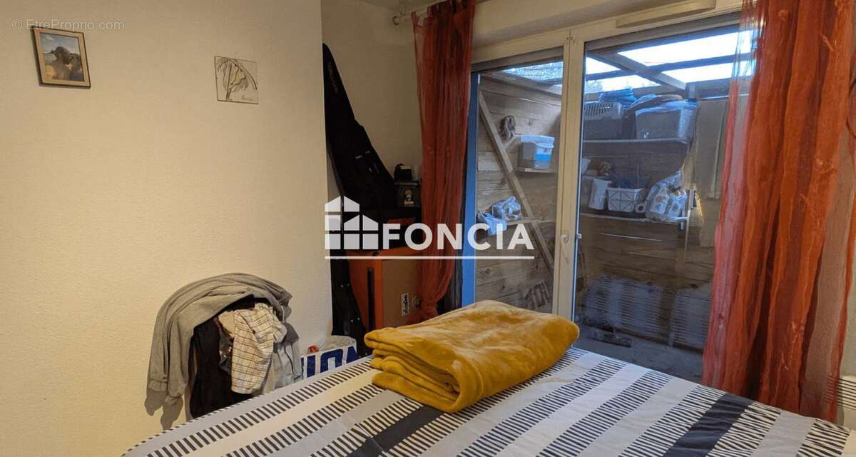 Appartement à SAINT-ASTIER